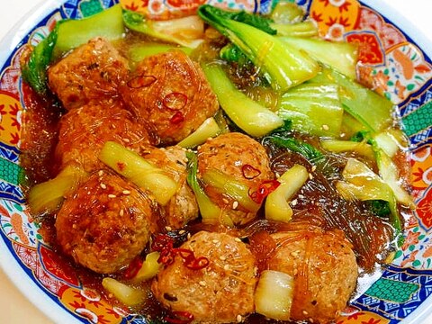 春雨が旨味を吸って美味！肉団子と青梗菜のスープ煮